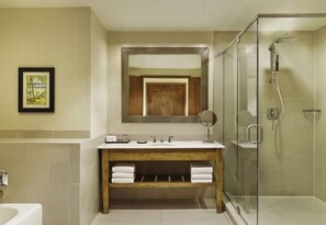 奢华公寓, 3 间卧室, 海洋景观 | 浴室 | 免费洗浴用品、吹风机、毛巾、肥皂