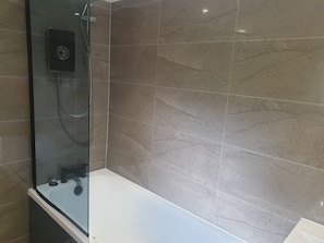 Cottage | Bathroom