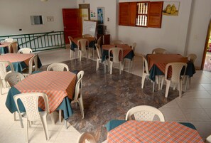 Restaurant - HOTEL LIDERATO (Paramo)
