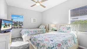 Unclassified image, 5 of 26, button - Charming 3 bedroom 2 bath home (Marco Island)