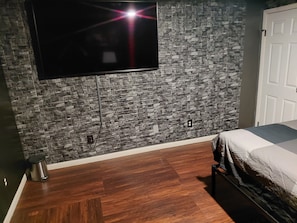 7 Schlafzimmer, Reisekinderbett, kostenloses WLAN, Bettwäsche
