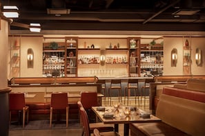 Bar (en el alojamiento)