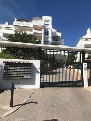 Exterior - 2 Bed ground floor apartment in prestige golf complex, close to La Cala de Mijas (MIJAS COSTA MIJAS)