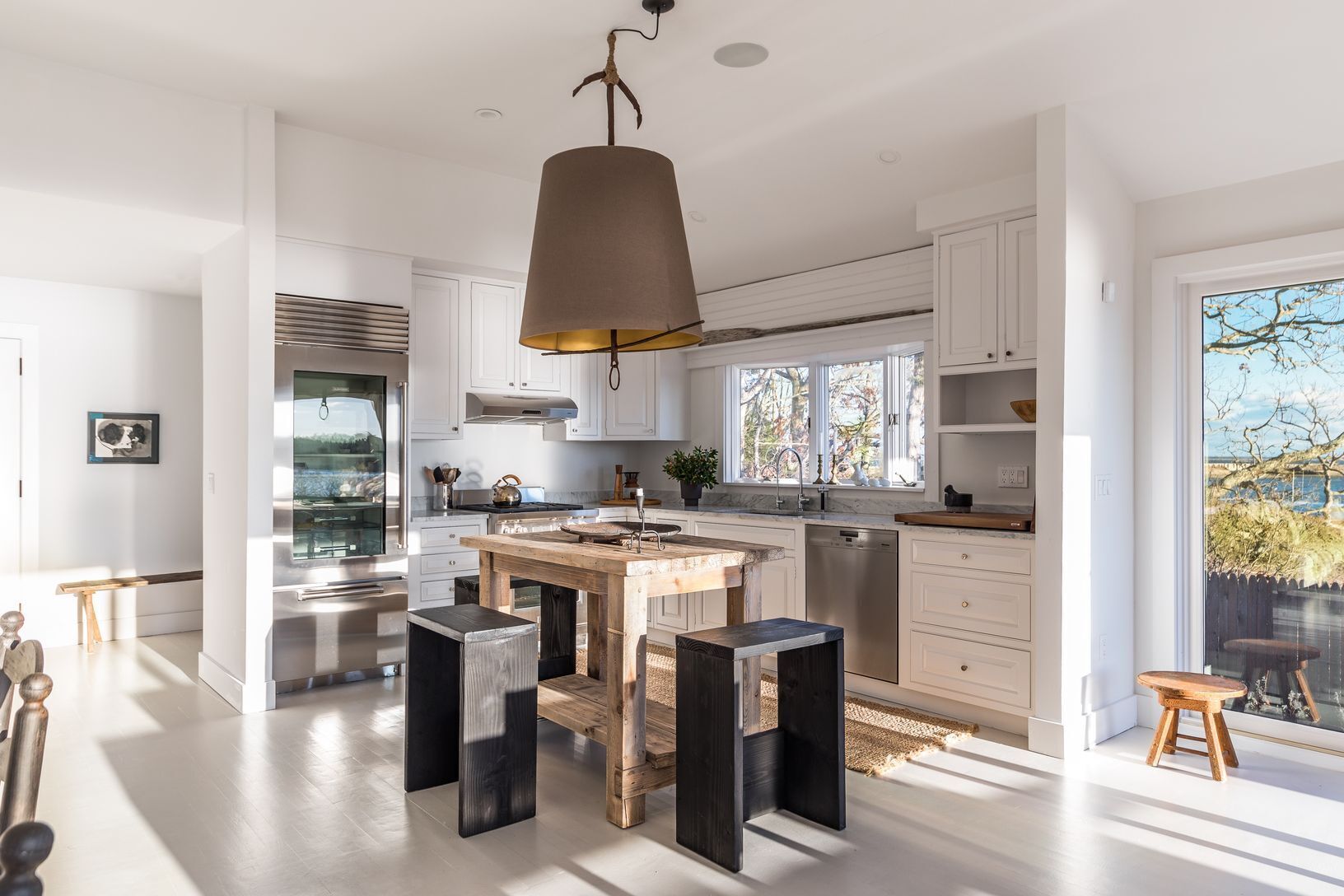 Designer Waterfront Cottage on Gerard Dr