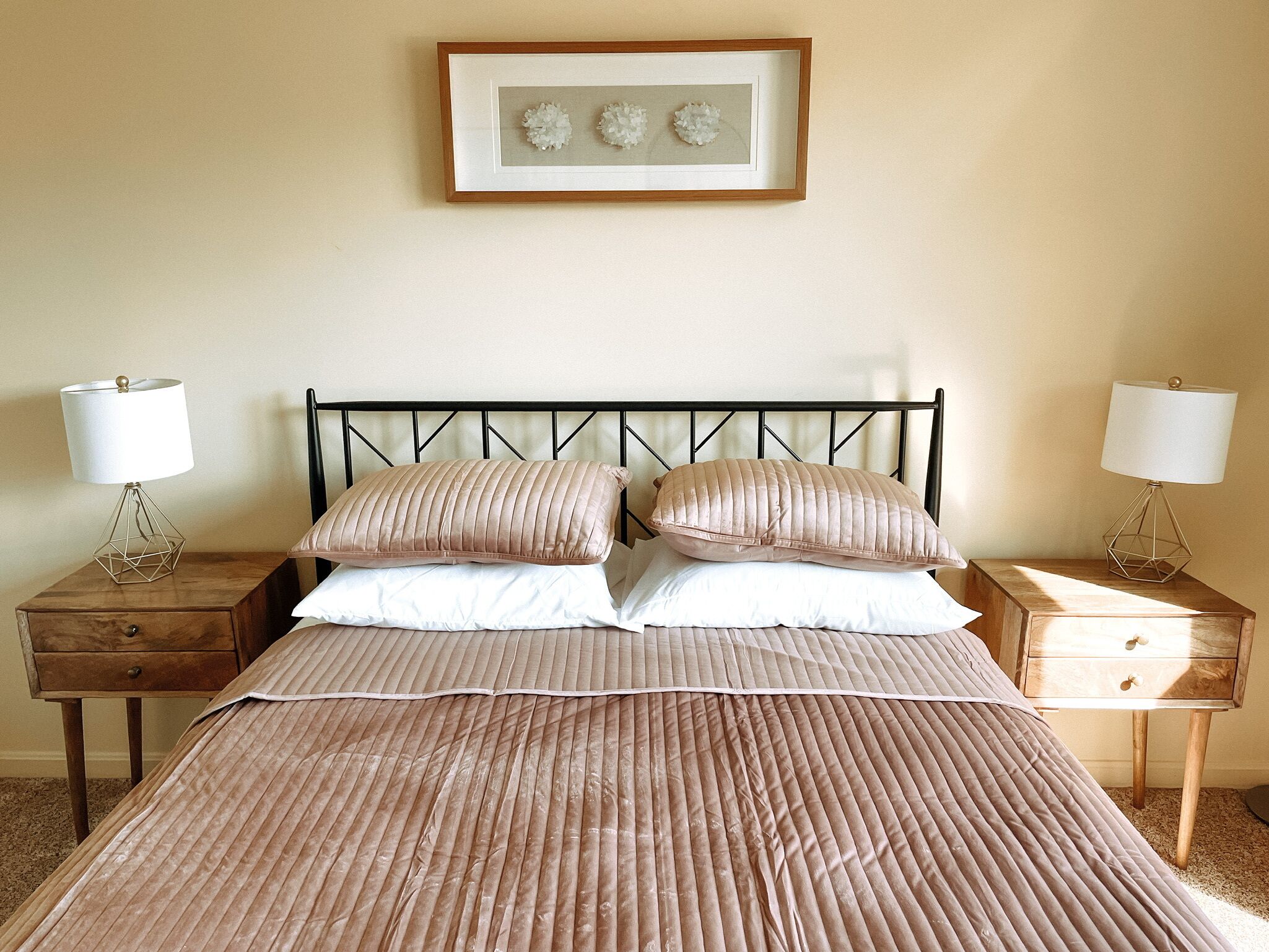 New! Stylish downtown home w/awesome outdoor area!