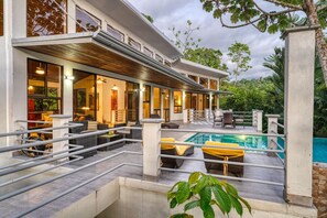 Terrace/patio - Private Jungle Villa w/ Pool + Ocean Views, Uvita (Uvita)