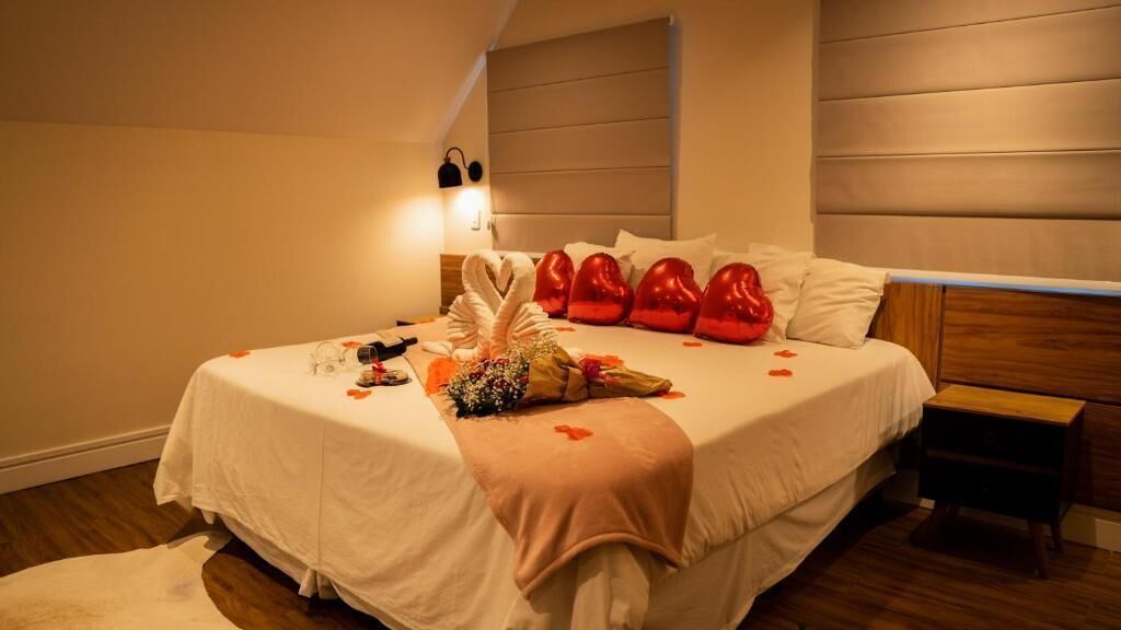 Minibar, wifi gratis y ropa de cama 