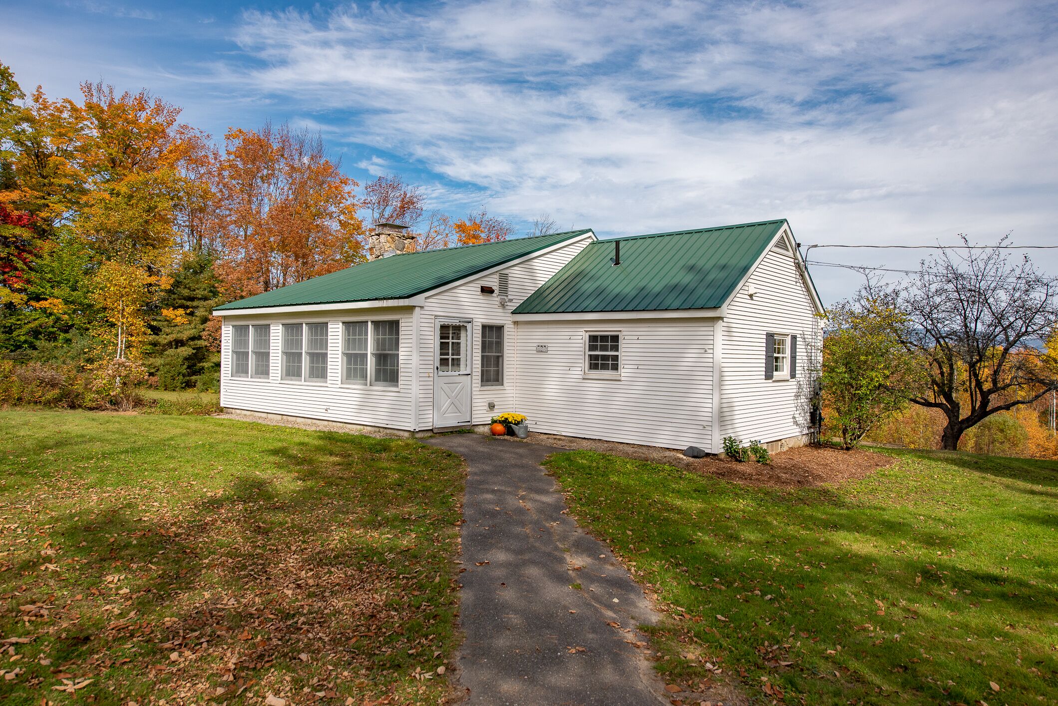 White Mountain Getaway 10 Private Acres with Mountain Views