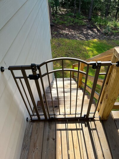 Cozy Cottage in Rayburn Country-Pet Friendly-King Suite/Pool Table! Sleeps 10