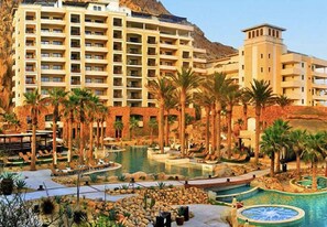 Exterior - Award winning, Ocean front Grand Solmar Land’s End (Cabo San Lucas)