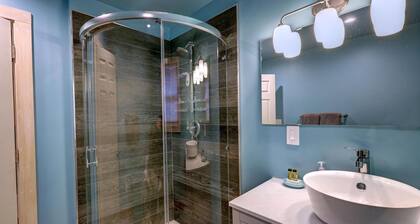 PT Retreat master suite