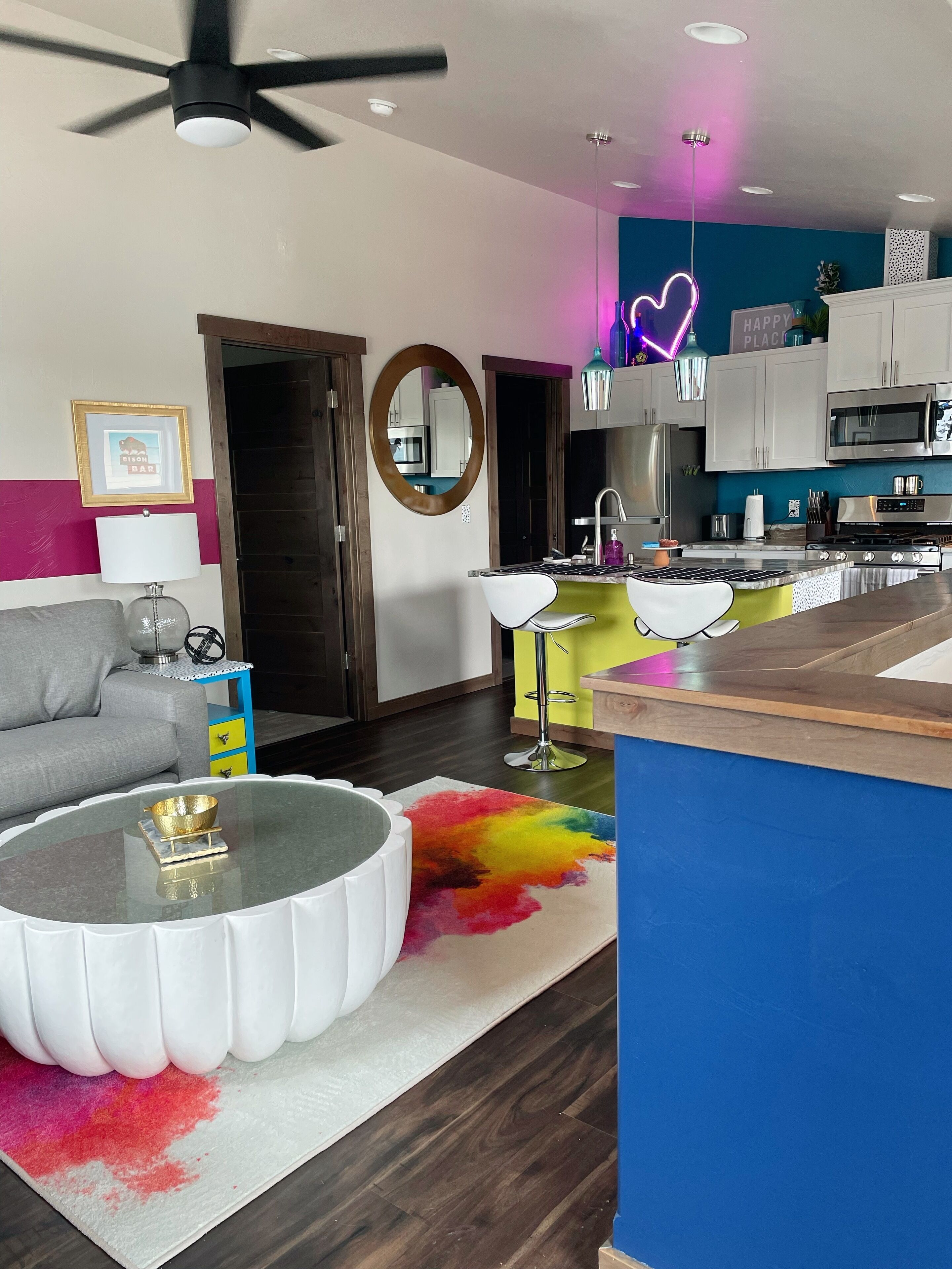 Colorful One Bedroom in Bozeman