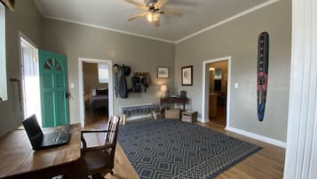 3 ุนุฏูุฉ ุบุฑู ููู
ูู
ูุชุจ ูู
ููุงุฉ/ููุญ ูู ููุงู ูุงู ู
ุฌุงููุง