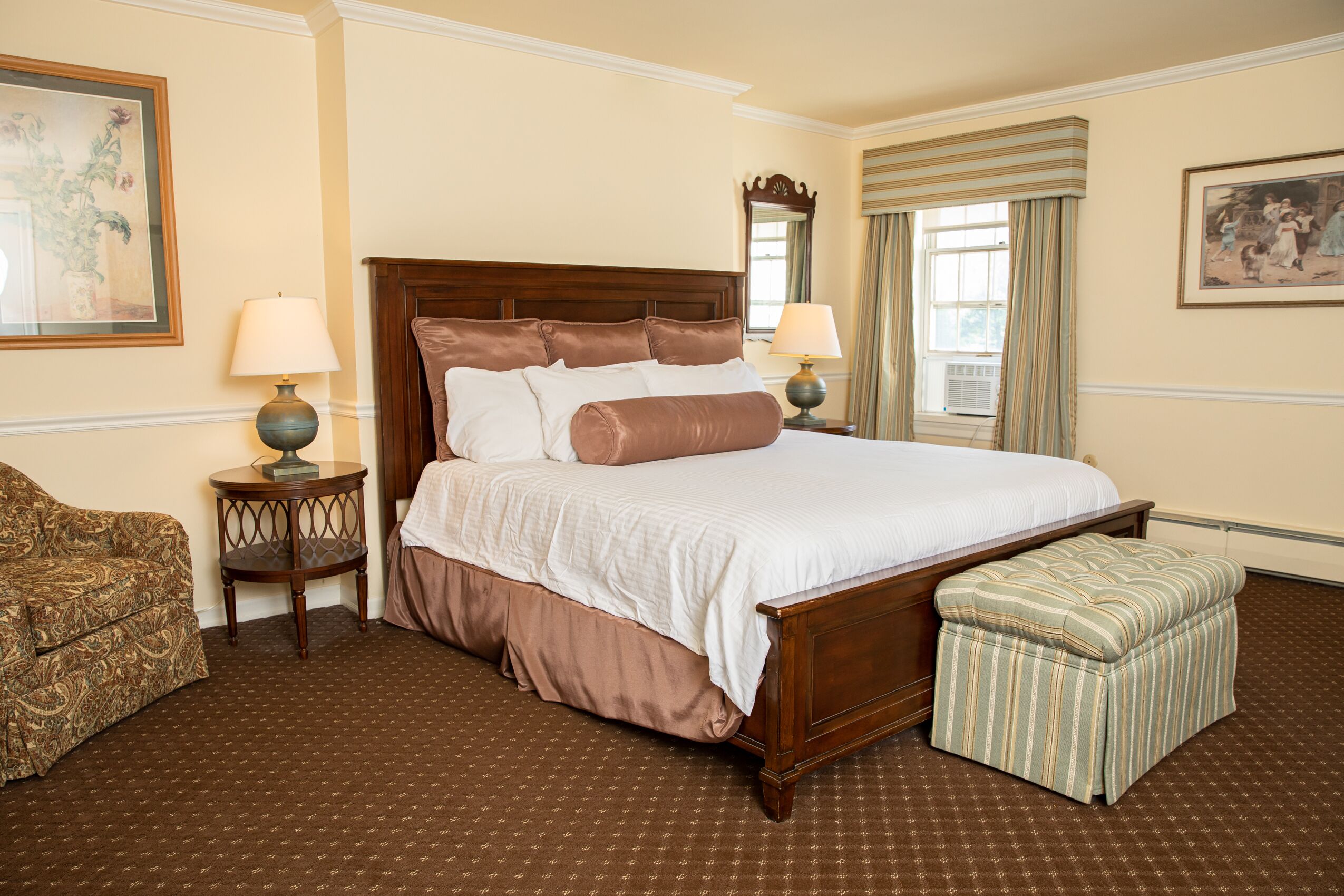 comfort room | iron/ironing board, free wifi