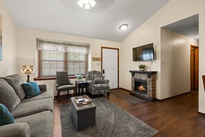 Una Smart TV, una chimenea