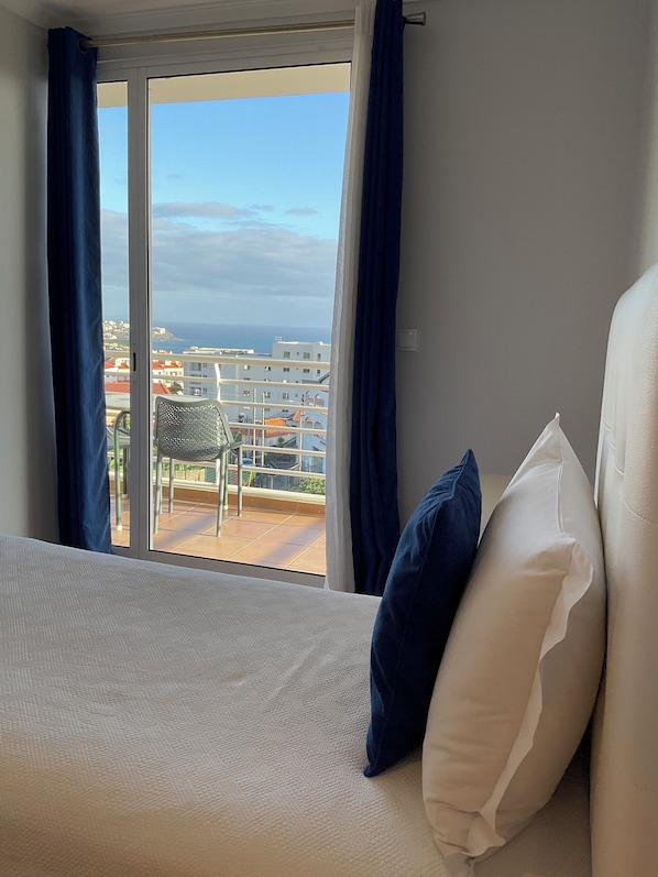 2 عدّة غرف نوم ومكواة/لوح كي وواي فاي مجانًا