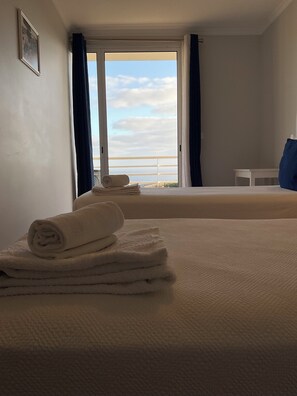 2 bedrooms, iron/ironing board, free WiFi, wheelchair access - Sol & Mar Ranch (Câmara de Lobos)
