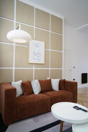 Apartemen | Area keluarga | Smart TV
