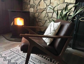 Easy to use cozy pellet stove. We provide pellets.