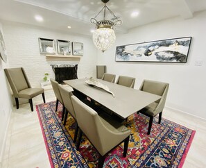 Dining - Ideal Home Rental for Large Fan Group- WALK to AT&T Stadium. Park for free (Arlington)
