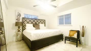 5 bedrooms, desk, iron/ironing board, WiFi