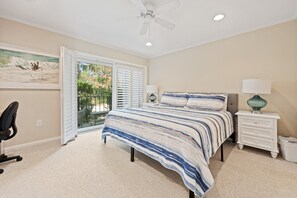 3 عدّة غرف نوم ومكواة/لوح كي وواي فاي وملاءات أسرّة