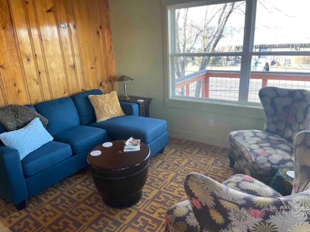 SoapBox 1 Block from Soap Lake