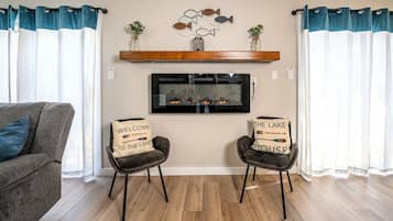 TV, fireplace, video games
