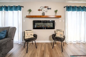 Fernseher, Kamin, Videospiele