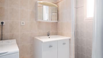 Een douche, een haardroger