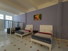 家庭开间 | 熨斗/熨衣板、免费 WiFi