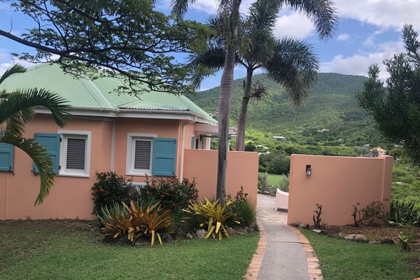 Entrance to Tangerine Cottage