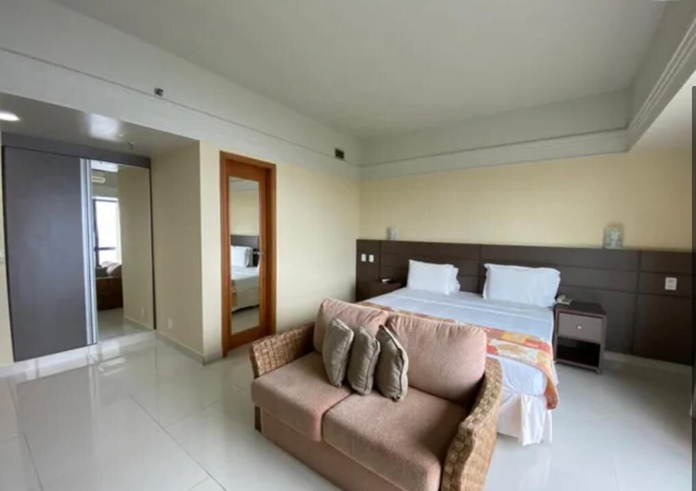 room 914 flat | in-room safe, individually furnished, blackout curtains, free wifi