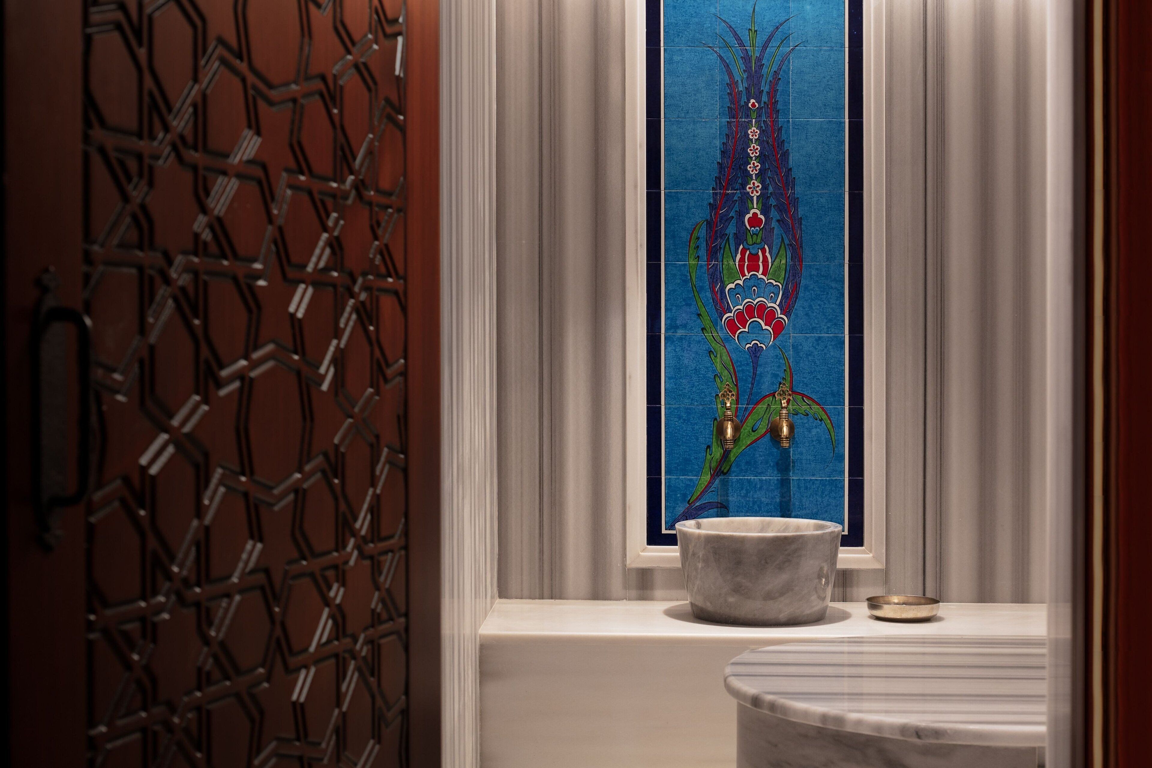 couples treatment room(s), sauna, hot tub, steam room