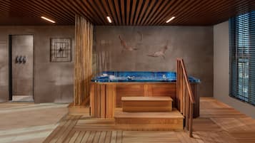 Behandlungsräume für Paare, Sauna, Whirlpool, Dampfbad