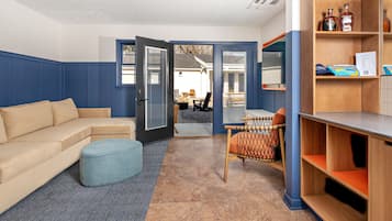Suite | 1 bedroom, premium bedding, in-room safe, desk