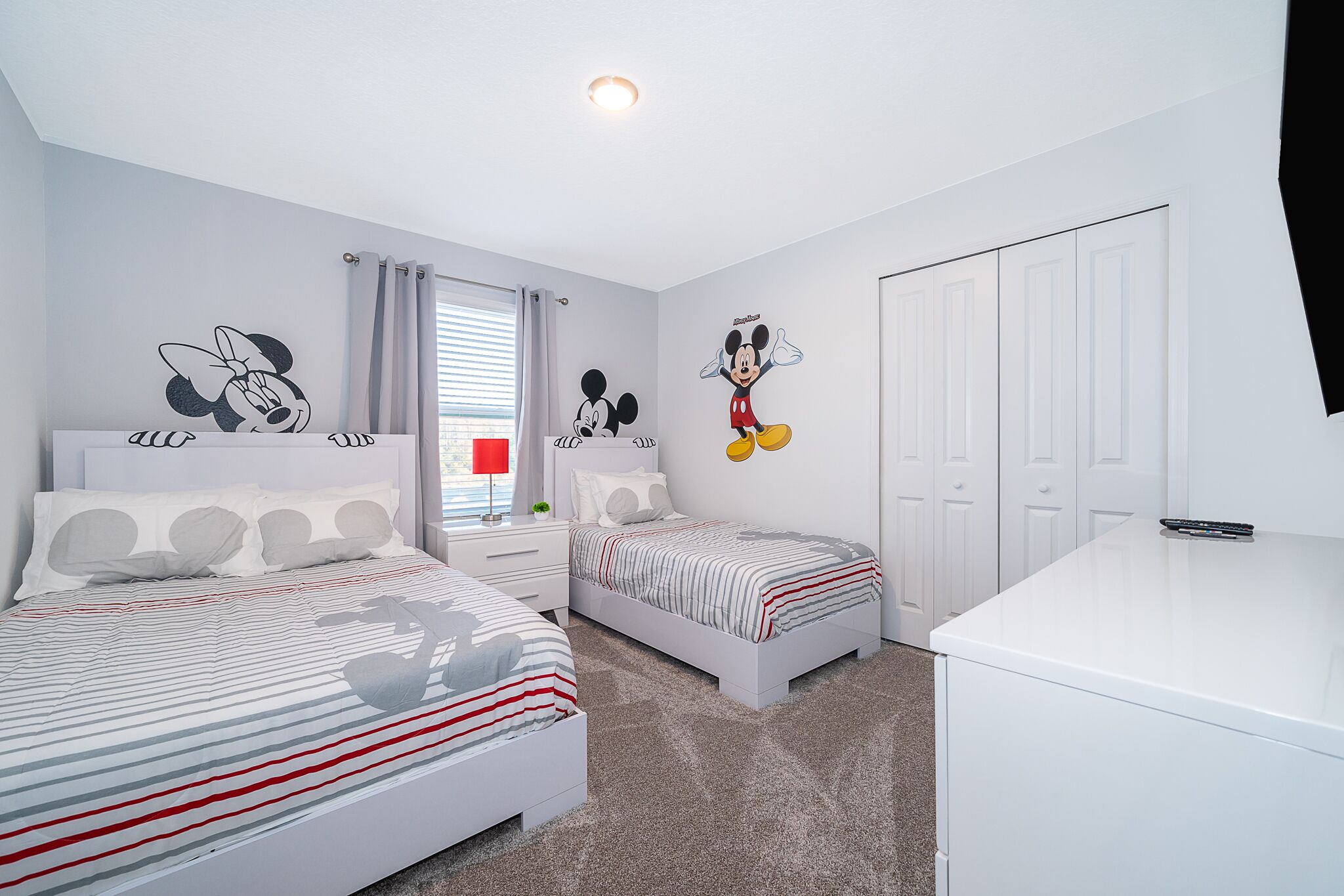 PB3005 Storey Lake Condo  5Beds 4Baths Private Pool and Free Waterpark