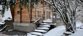 Chalet à proximité des sentiers de randonnée et de la voie verte du lac d'Annecy