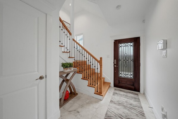 Interior - 🏠Large/Beautiful pet friendly🐶 Heights townhome (Houston)