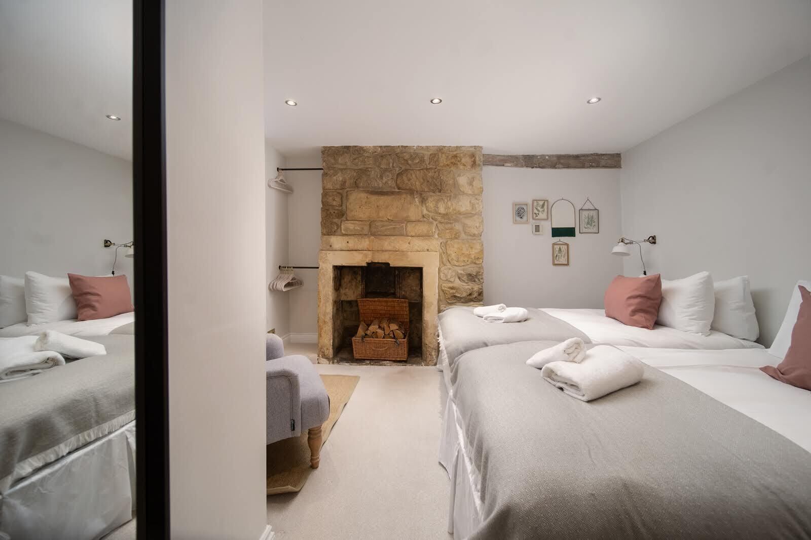 The Courtyard Apartment