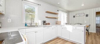 Pet Friendly Cozy 3BR 1BA Ranch Home Near Ft Bragg