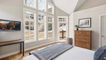 3 habitaciones, tabla de planchar con plancha y wifi gratis