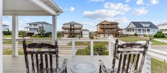 Ocean View with Upper and Lower Decks located on West End - Building Memories