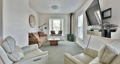 232-Duplex-Private Bathroom-Mountain View
