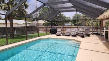 Piscine extérieure, piscine chauffée