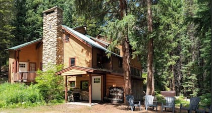 Ski in 9 Bedroom, great for large groups!