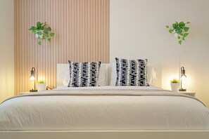 3 chambres, fer et planche à repasser, Wi-Fi gratuit, draps fournis