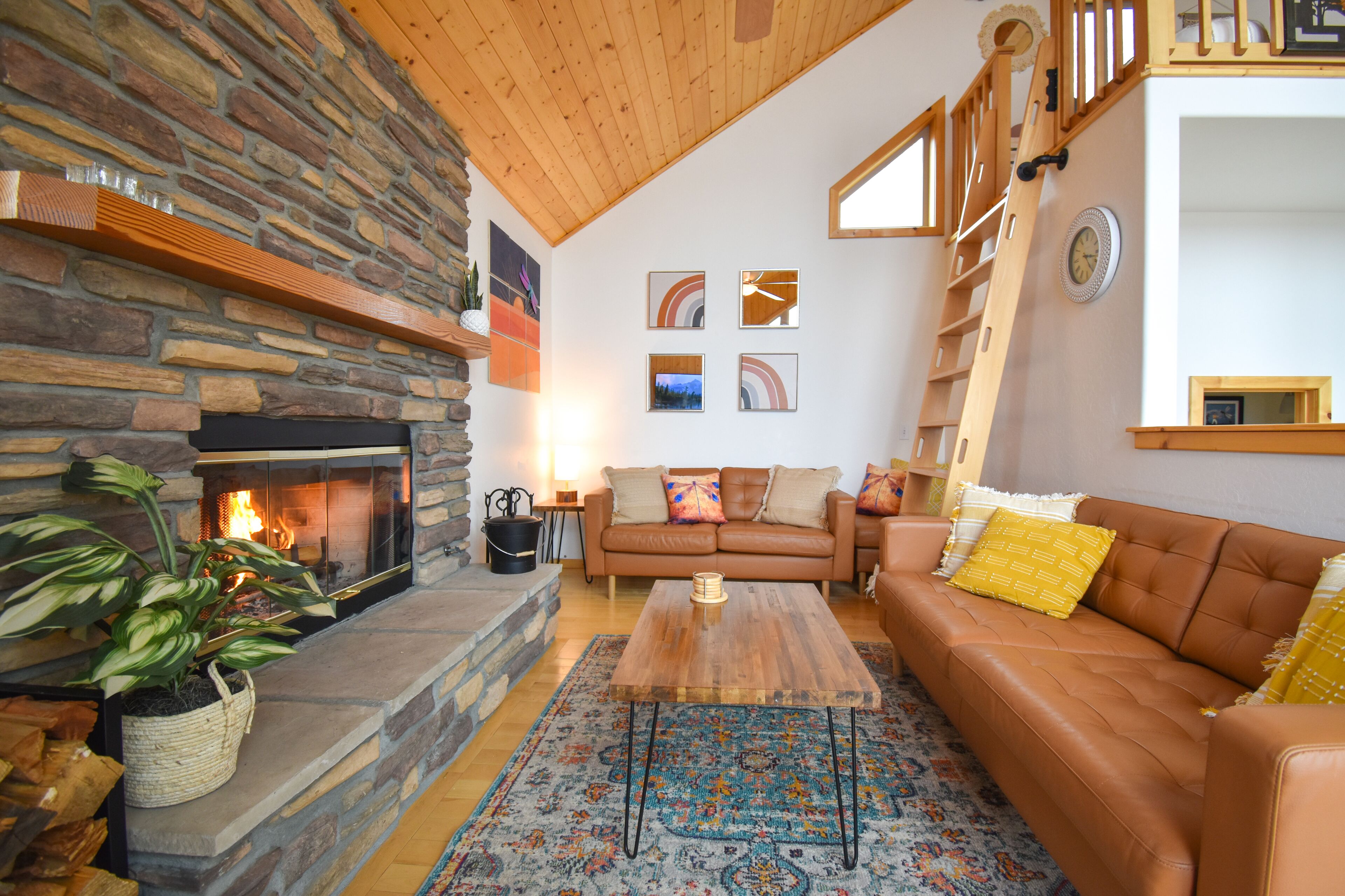 Dragonfly Cabin - Sunset Views for Miles and Miles