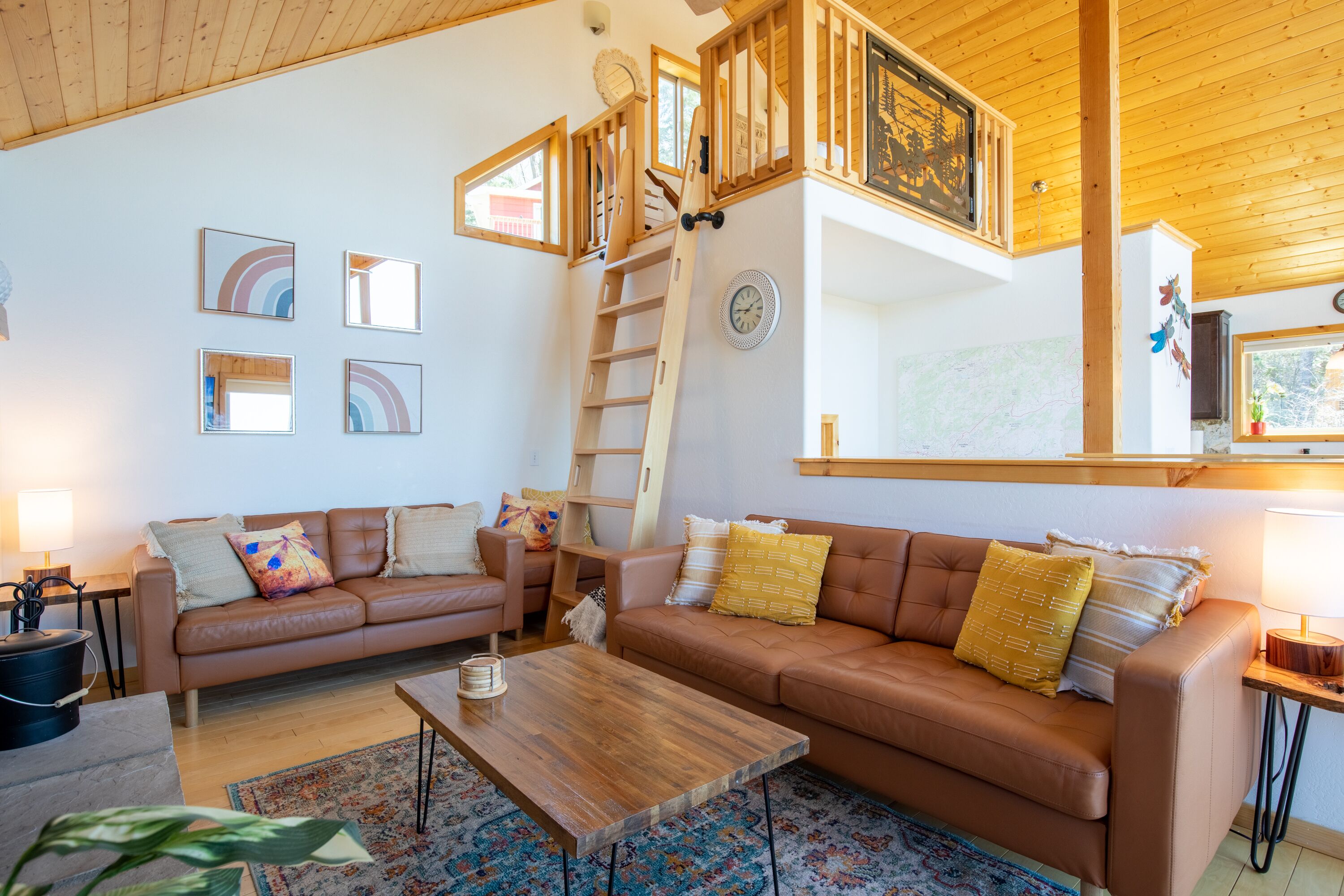 Smart-TV, Kamin, Videospiele, Streaming-Dienste