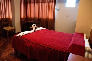 Grand-Zimmer | Individuell eingerichtet, Verdunkelungsvorhänge, kostenloses WLAN